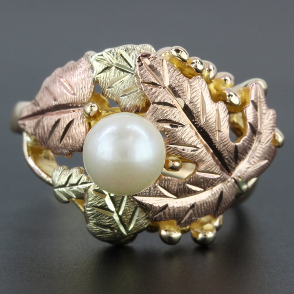 10k Tri-Tone Gold Black Hills Pearl Ring